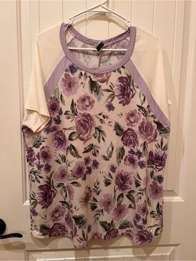 Floral raglan tee shirt XL
